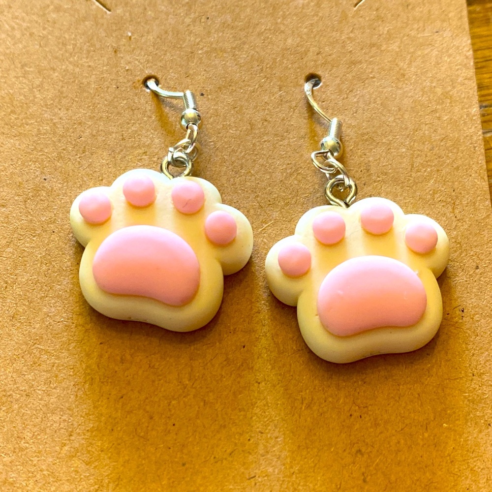 Cute handmade cat/ dog pawl white/pink on silver color ear wires with gift bag